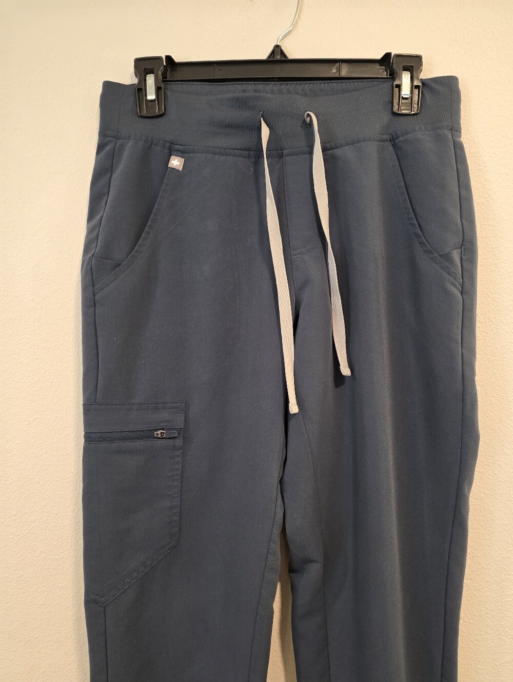 FIGS Zamora Jogger Blue Scrub Pants - Picture 3 of 6